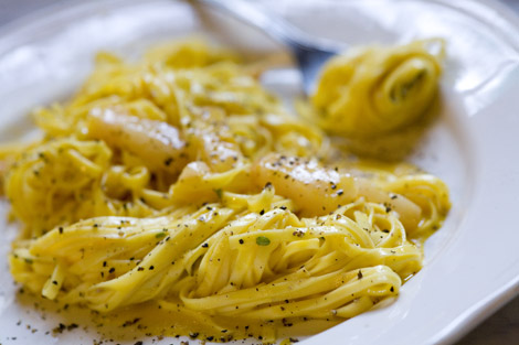 Parisi-uova-carbonara-fredda-forchetta