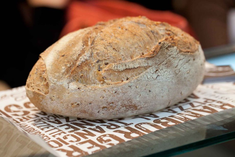 pane ai cereali lievito madre