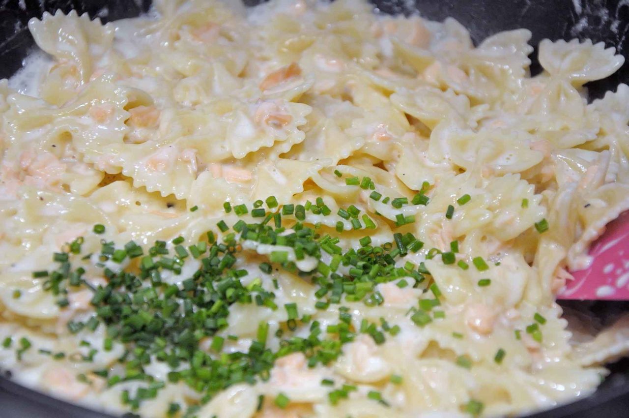 farfalle al salmone con panna ricetta scientifica