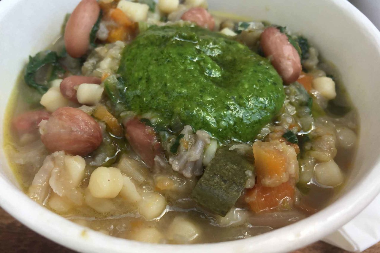 il genovese boccadasse minestrone pesto