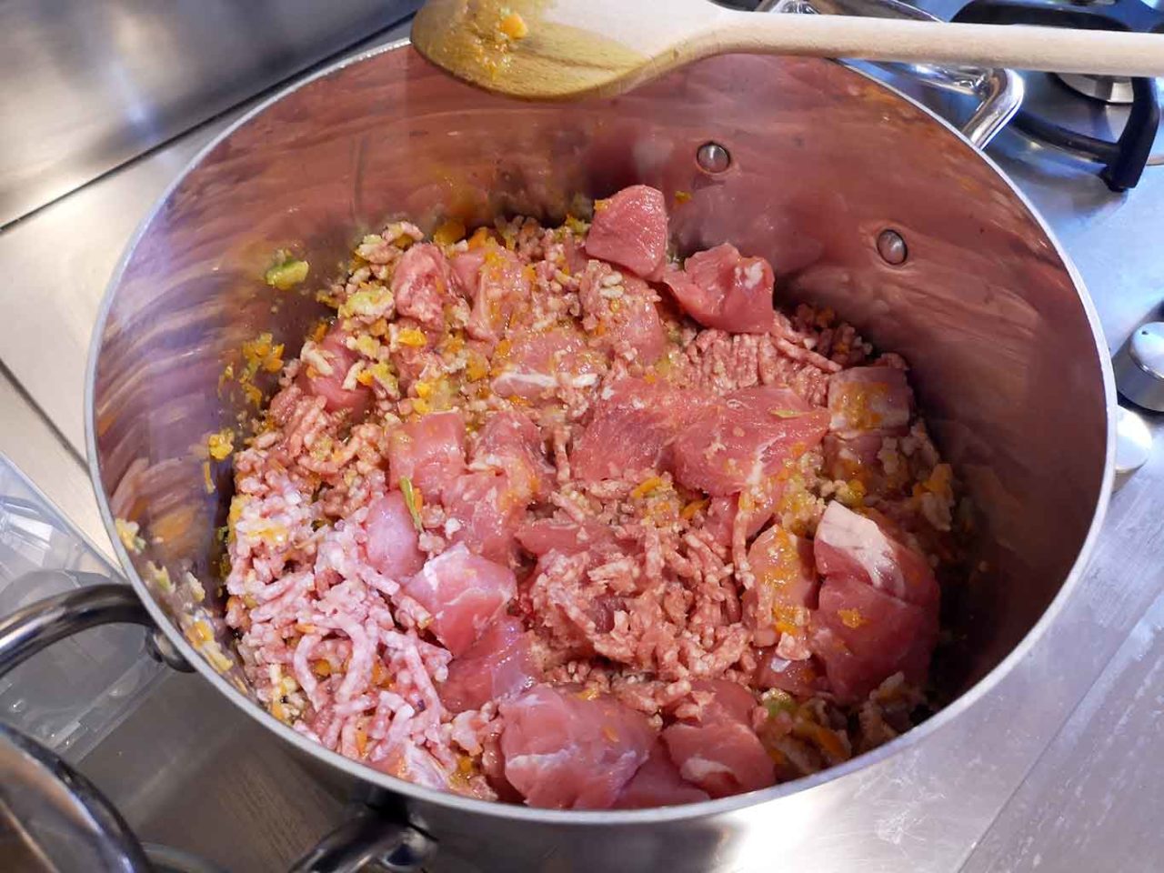 carne per bomba di riso 