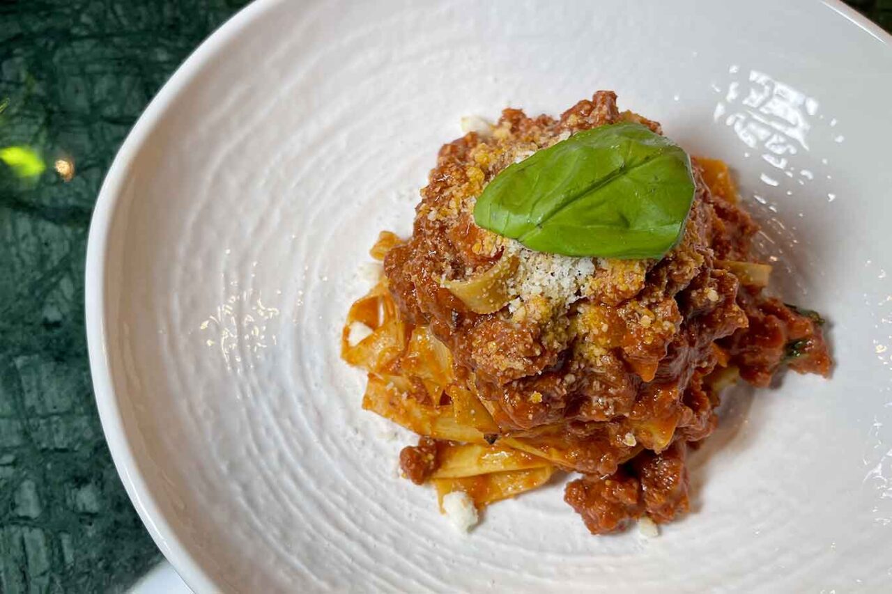 la bolognese al ristorante di terra Gioia a Salerno