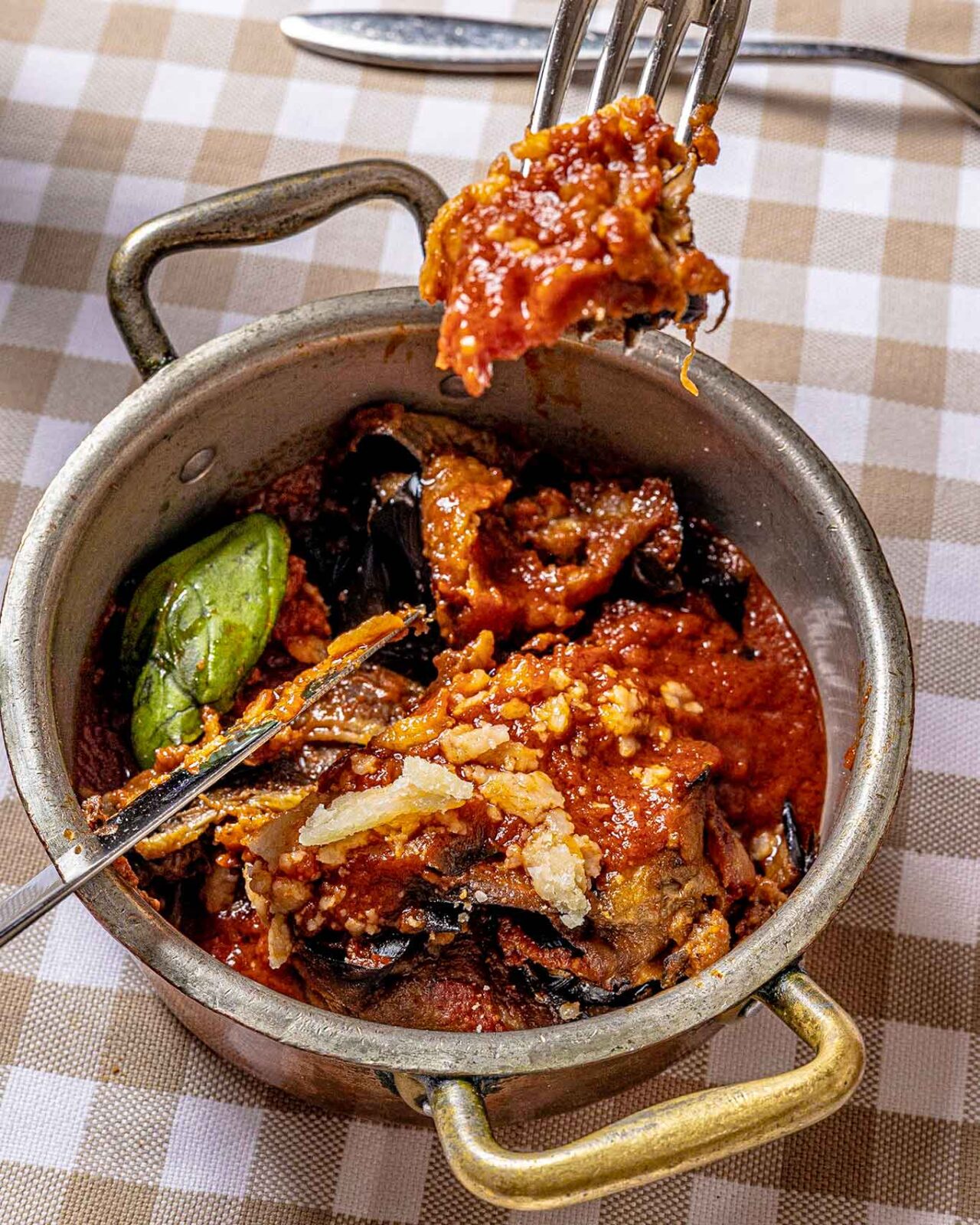 l'origine della parmigiana di melanzane