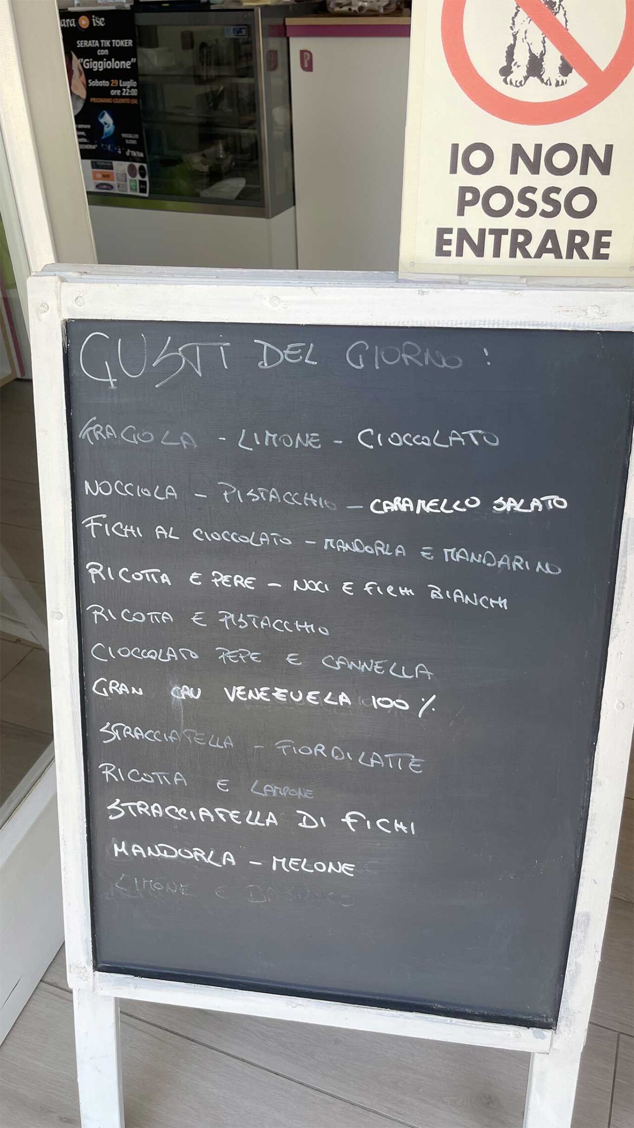 Gelateria Di Matteo a Torchiara in Cilento gusti del giorno