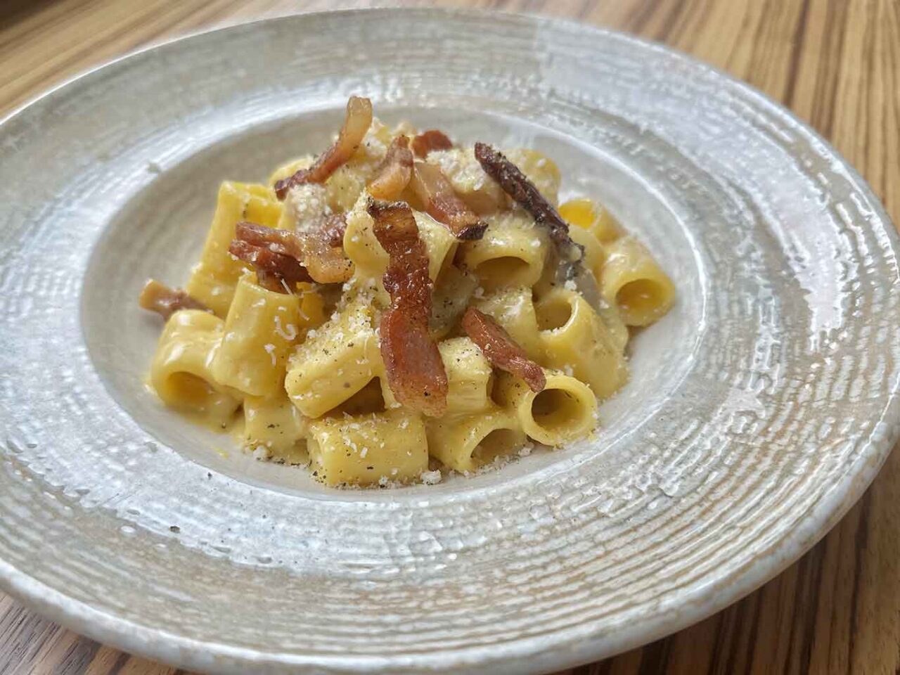 mezze maniche alla carbonara