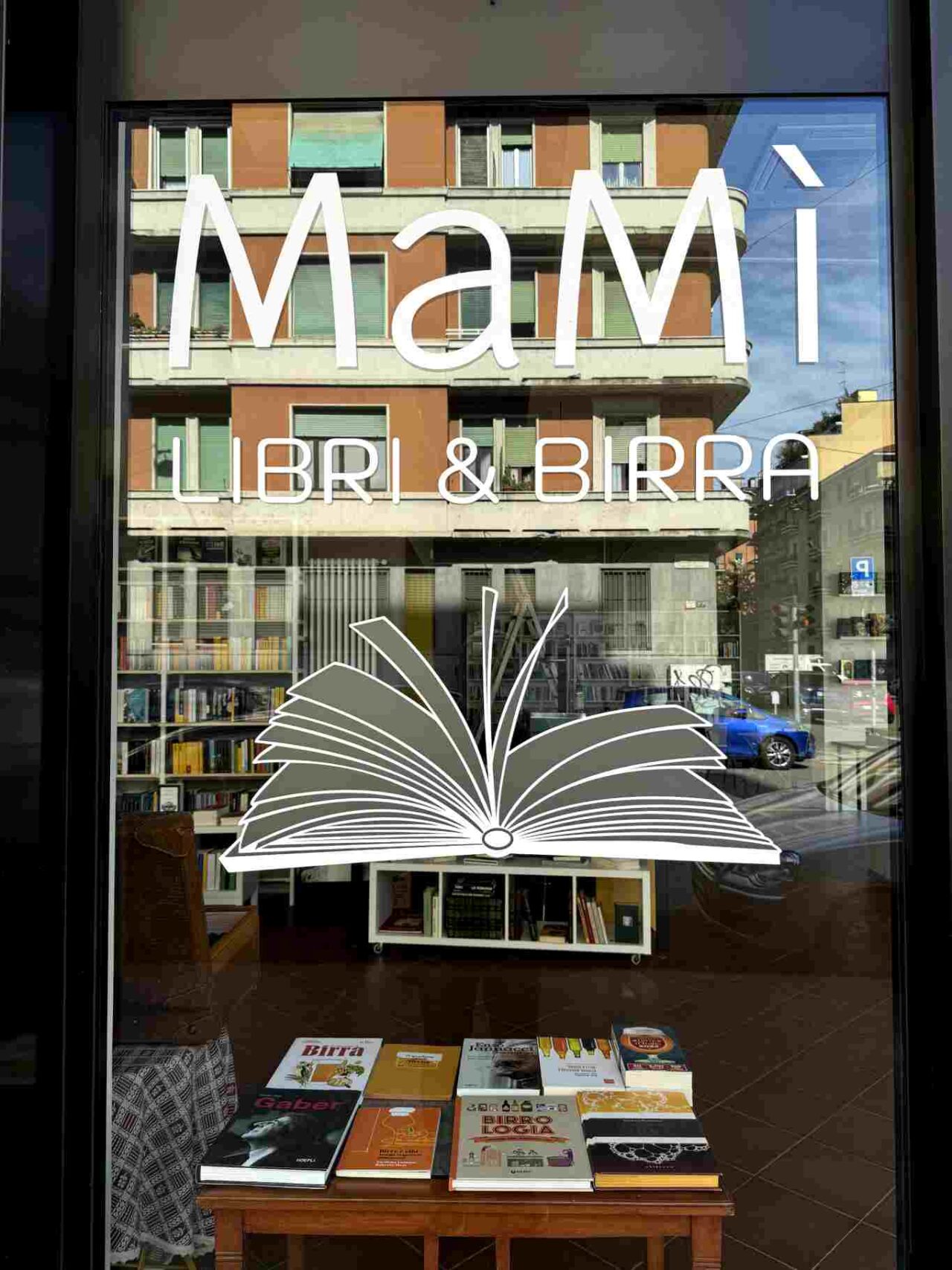 MAMI LIBRI BIRRA vetrina libri nuove aperture luglio milano
