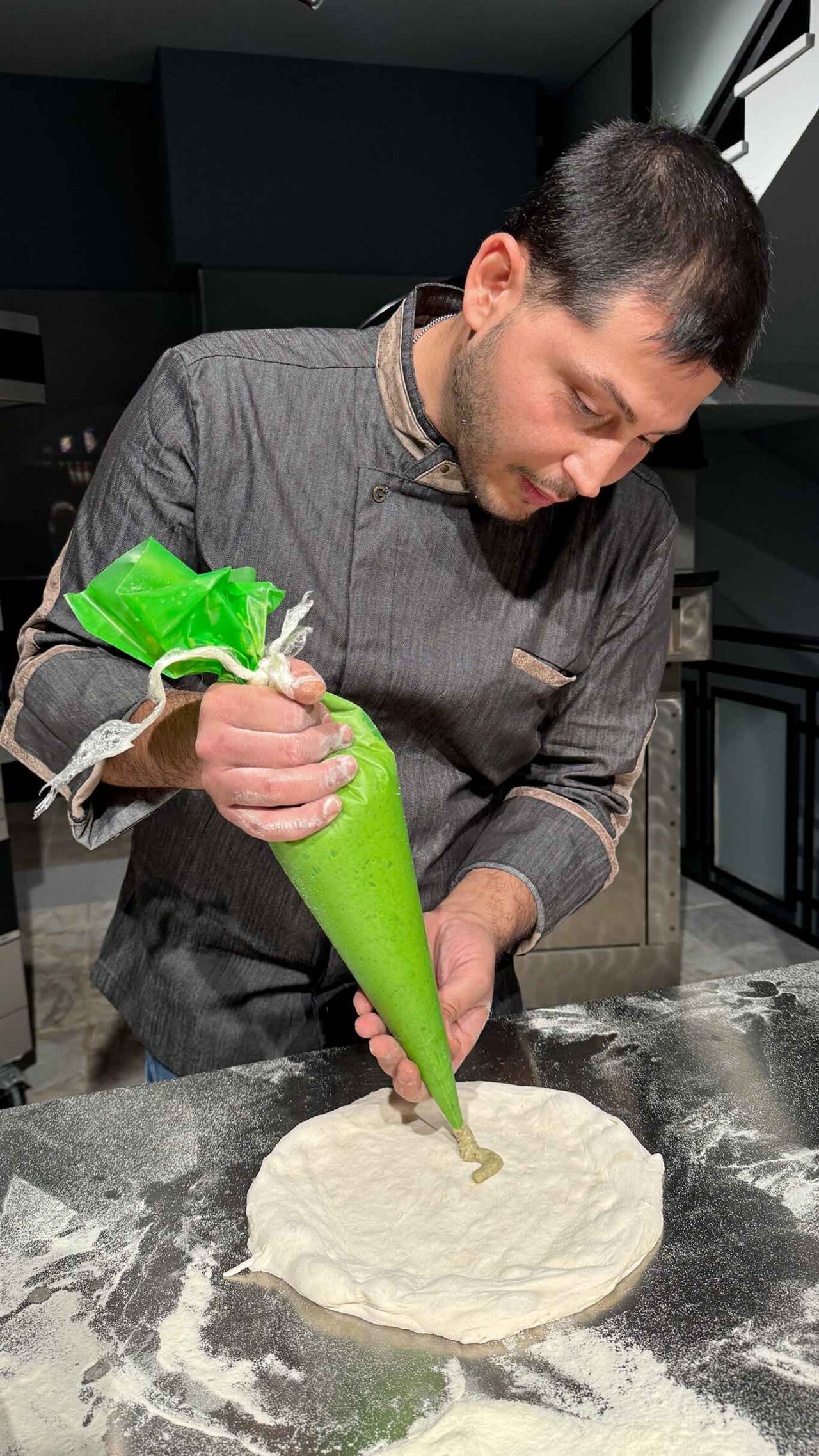 La pizza Gricia con carciofi della pizzeria Chiù Sapore a Roma